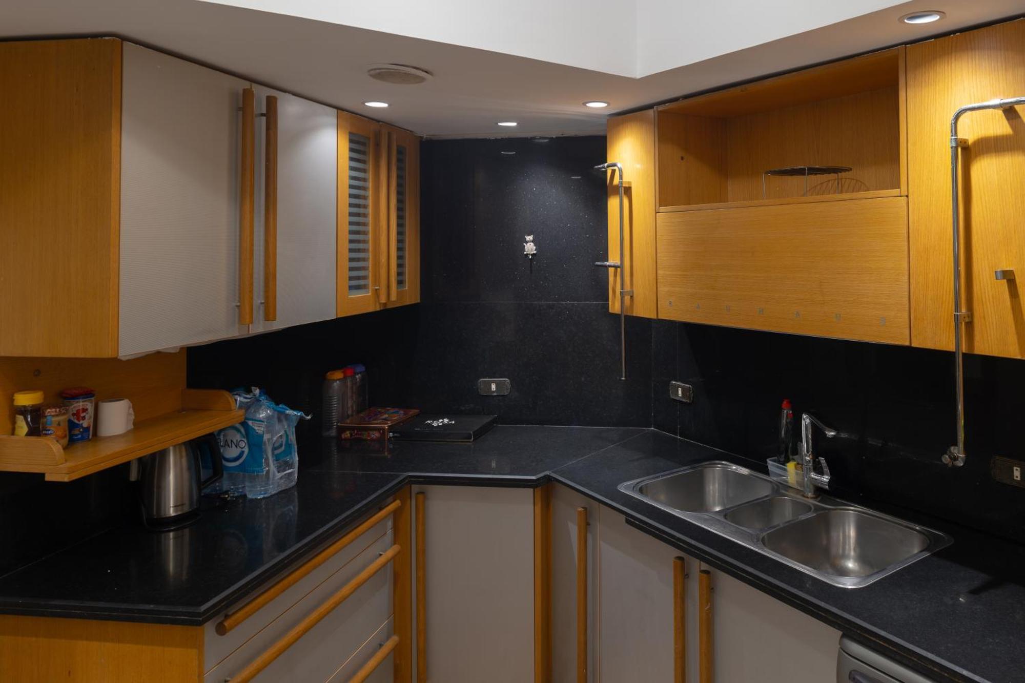 Spacious 3 Bedroom Dokki Apartamento *