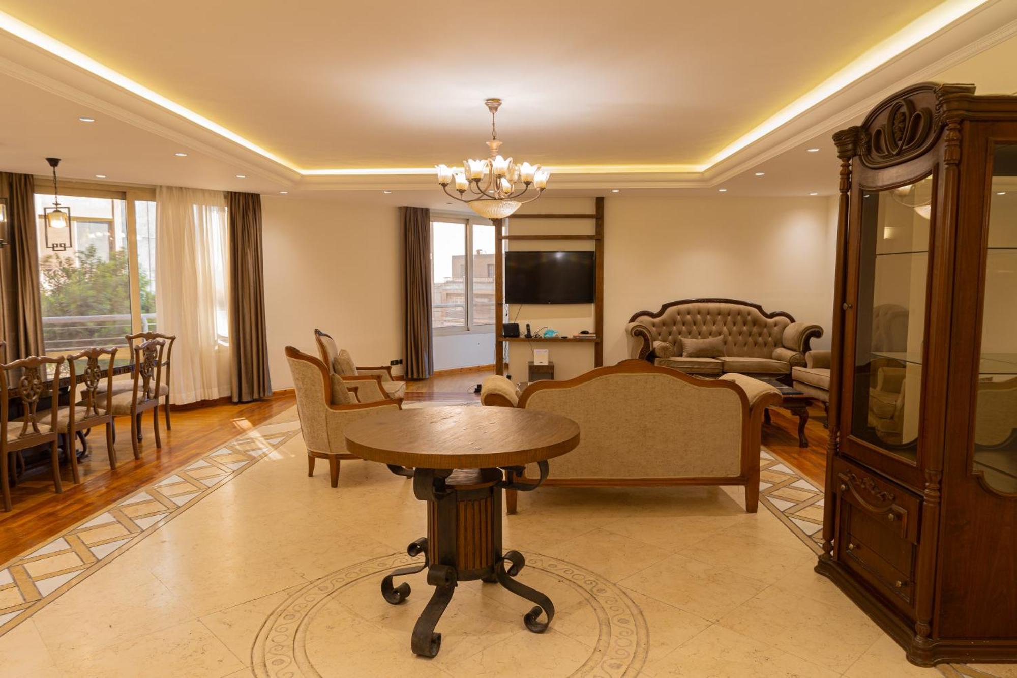 Spacious 3 Bedroom Dokki Apartment